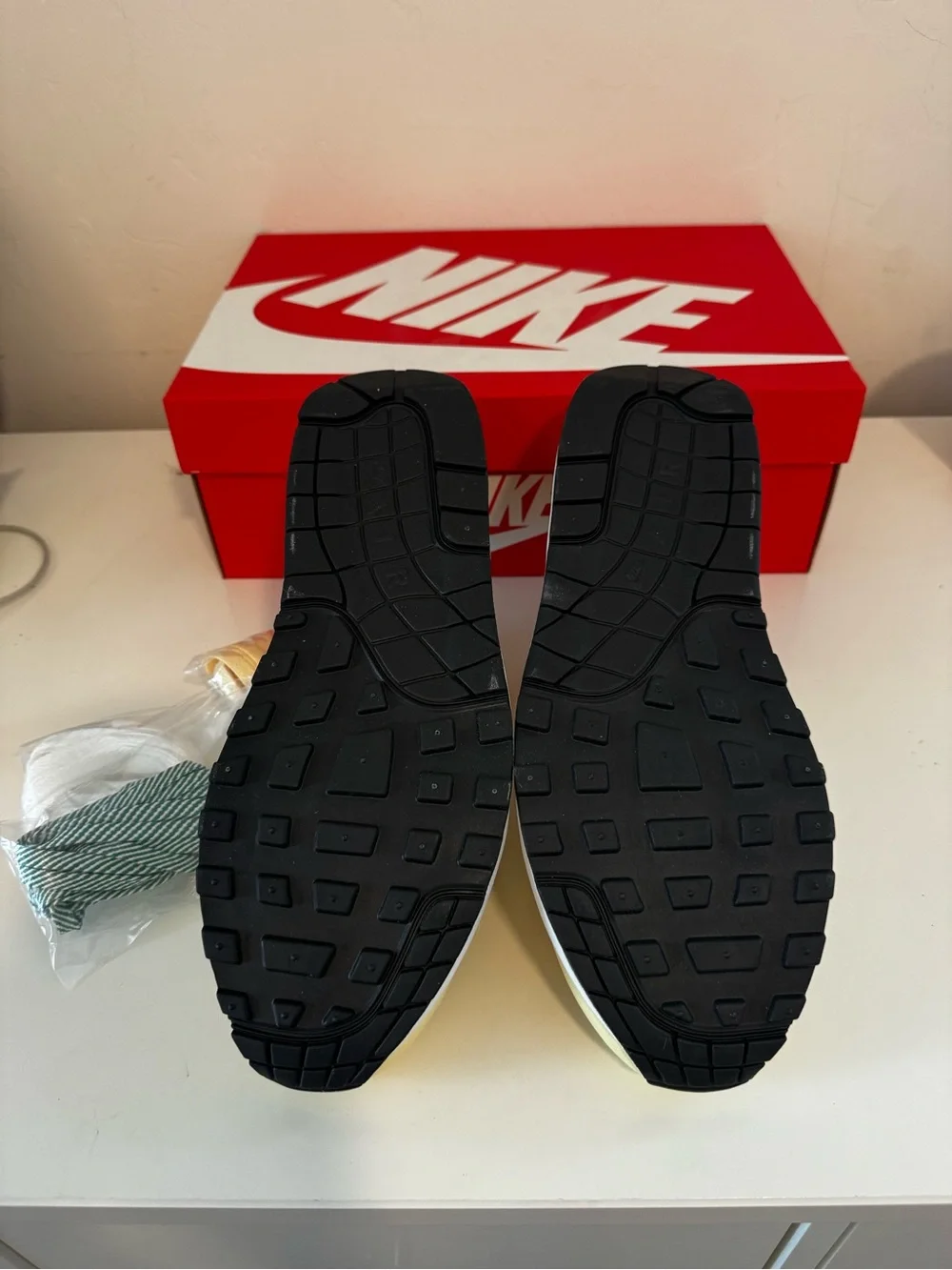 Nike Air Max 1 PRM Lemonade shoes NWT